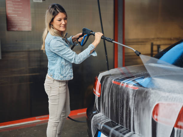 Best Commercial Building Pressure Washing  in Coalinga, CA
